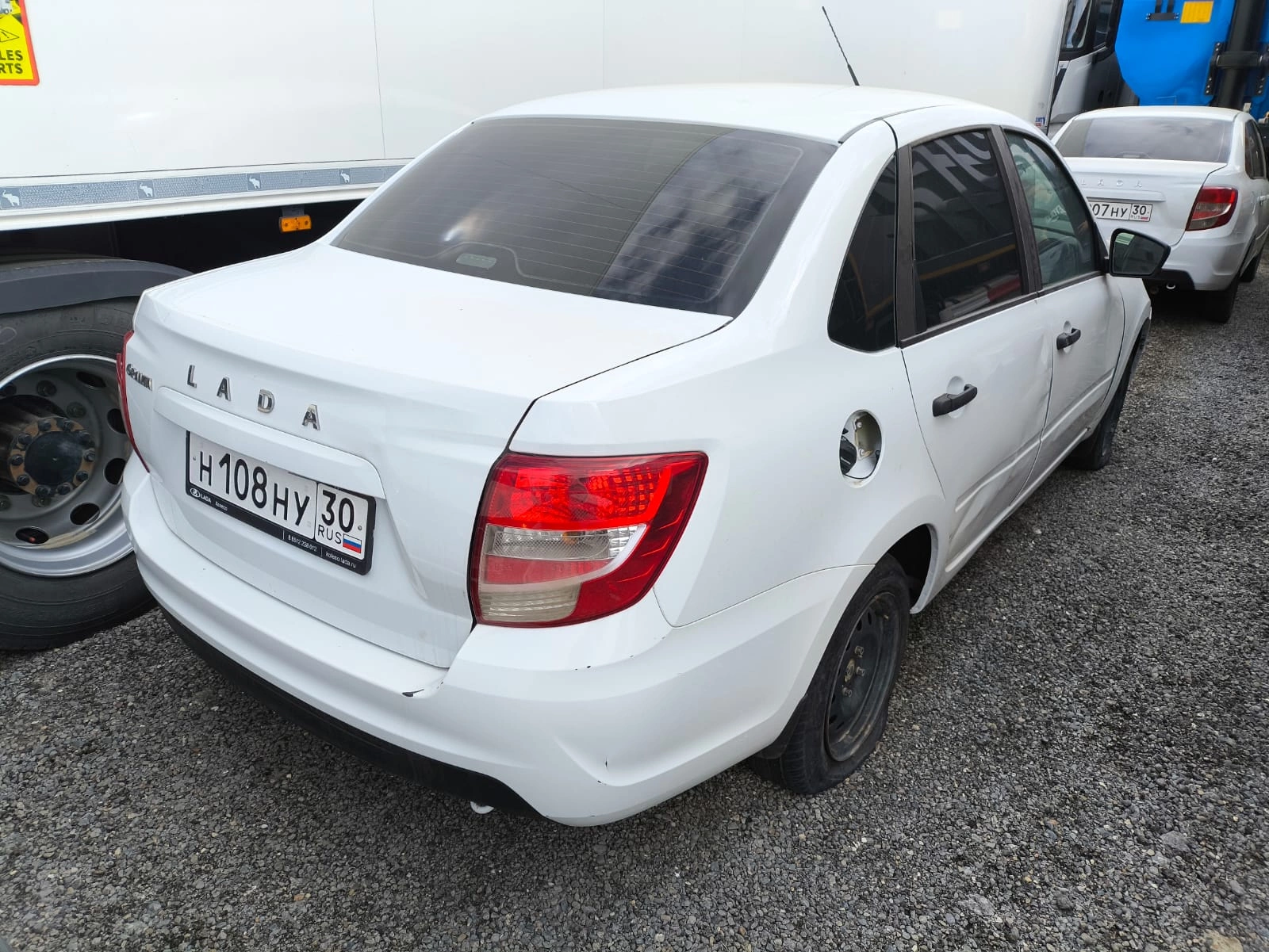 Lada Granta - фото 5