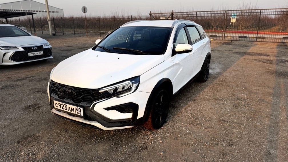 Lada Vesta - фото 2