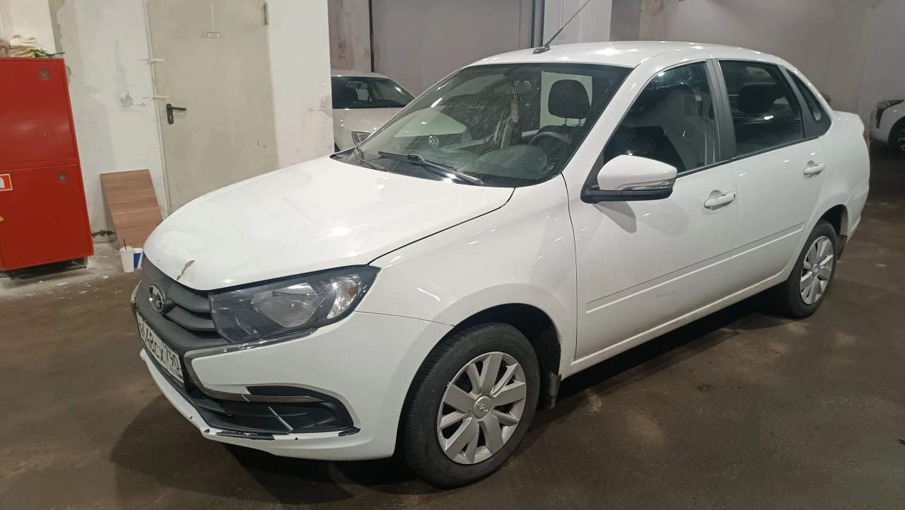 Lada Granta - фото 3