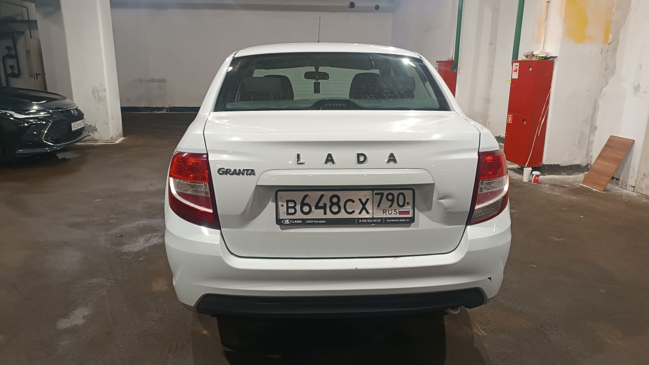 Lada Granta - фото 4