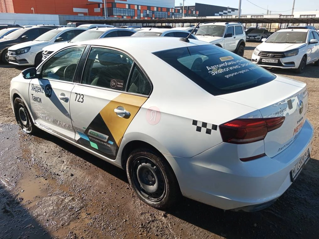 Volkswagen Polo - фото 5