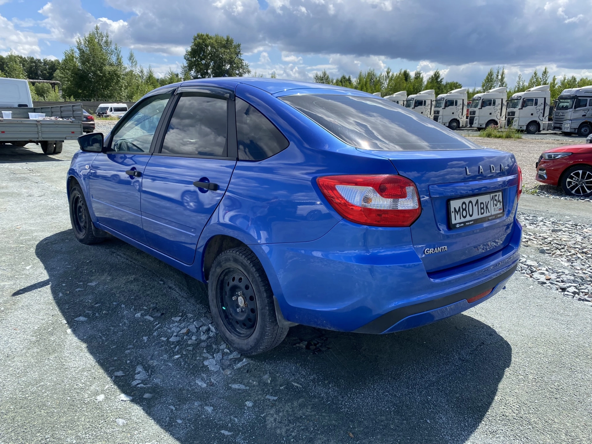 Lada Granta - фото 5