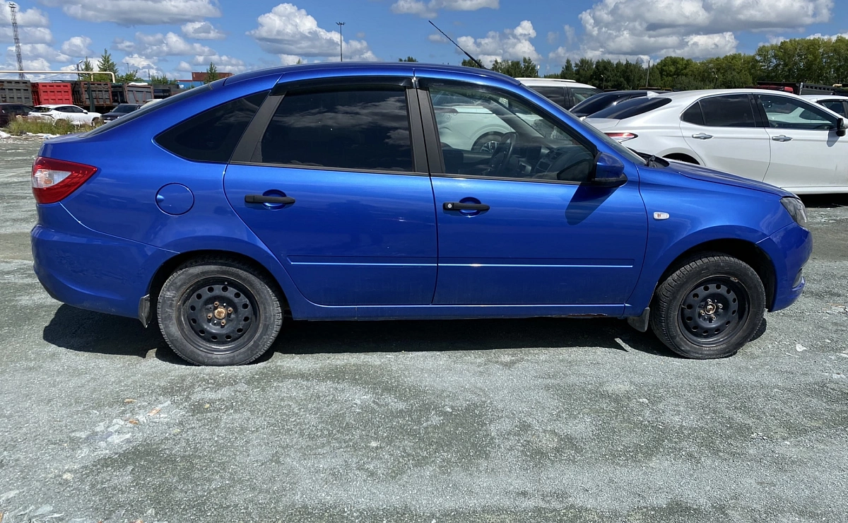 LADA Granta Лифтбек
