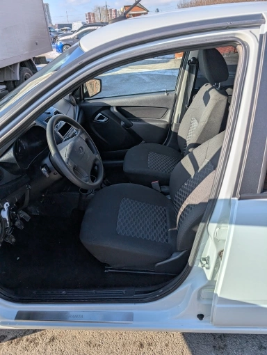Lada Granta - фото 5