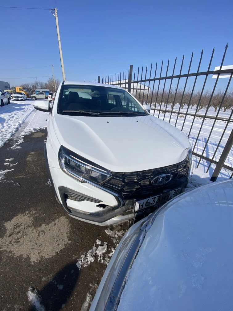 Lada Vesta - фото 1
