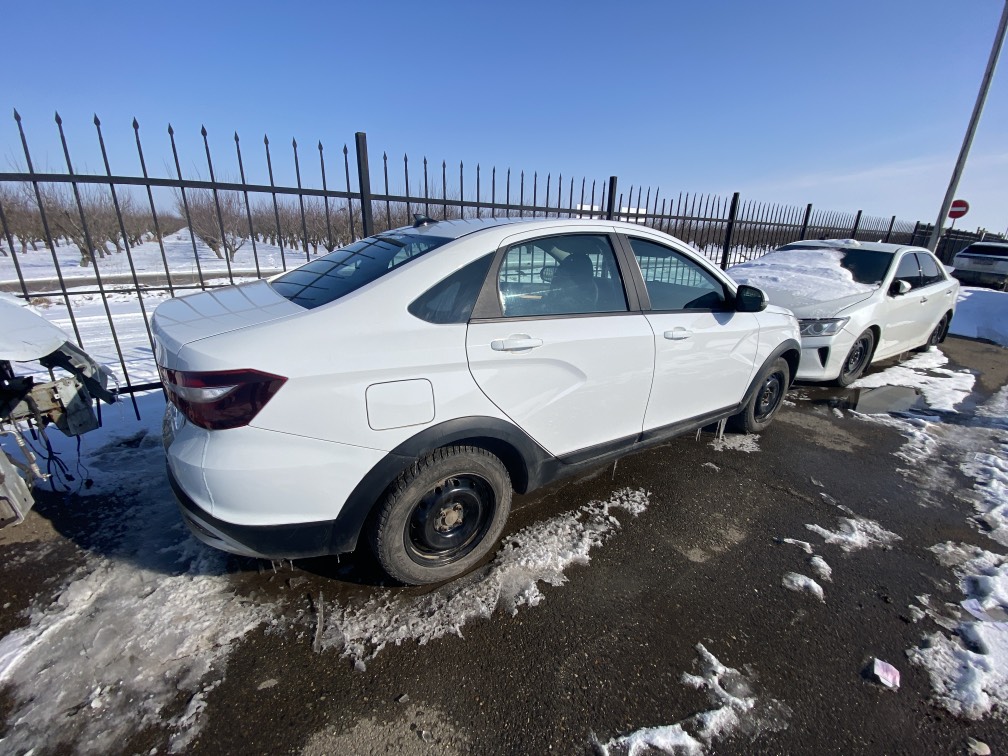 Lada Vesta - фото 4