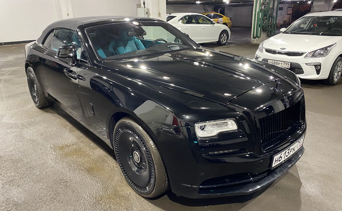 ROLLS-ROYCE Dawn