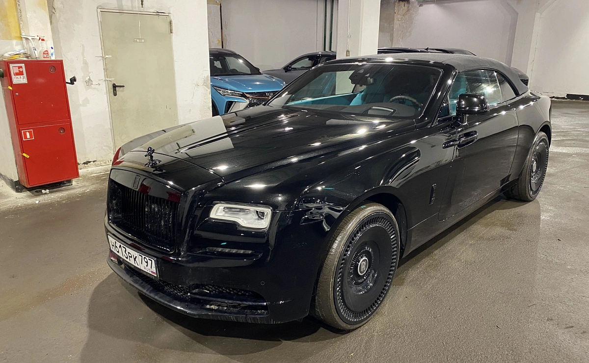 ROLLS-ROYCE Dawn