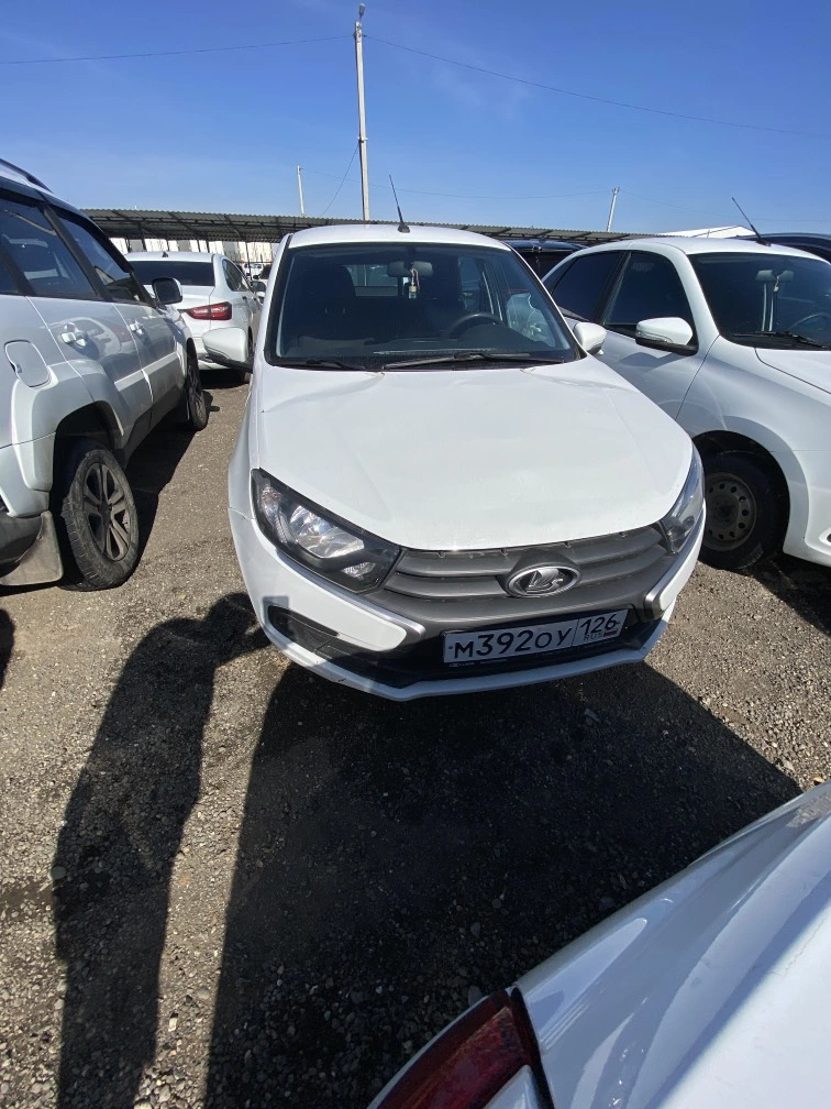 Lada Granta - фото 2