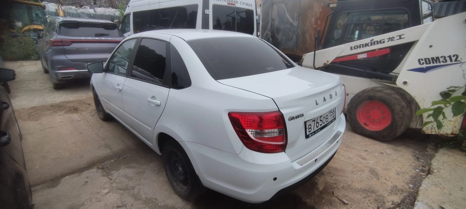 Lada Granta - фото 5