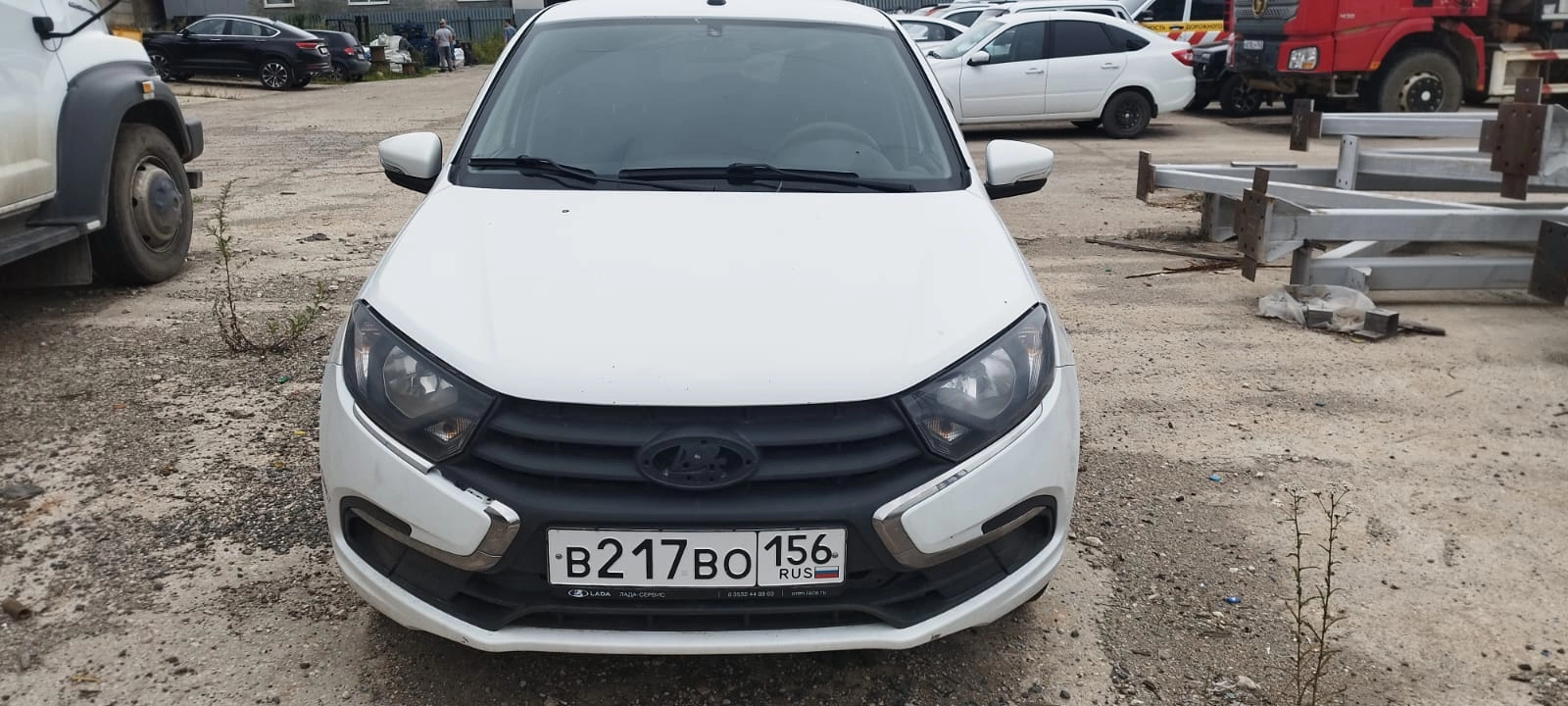 Lada Granta - фото 2