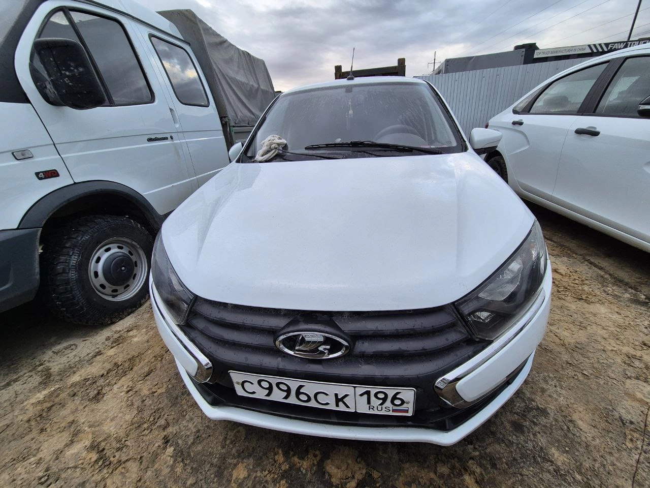 Lada Granta - фото 2
