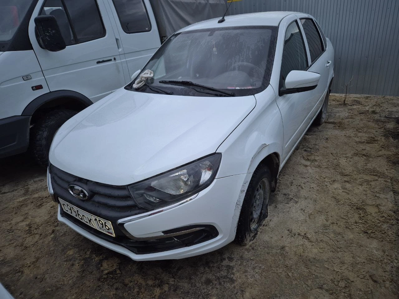 Lada Granta - фото 3