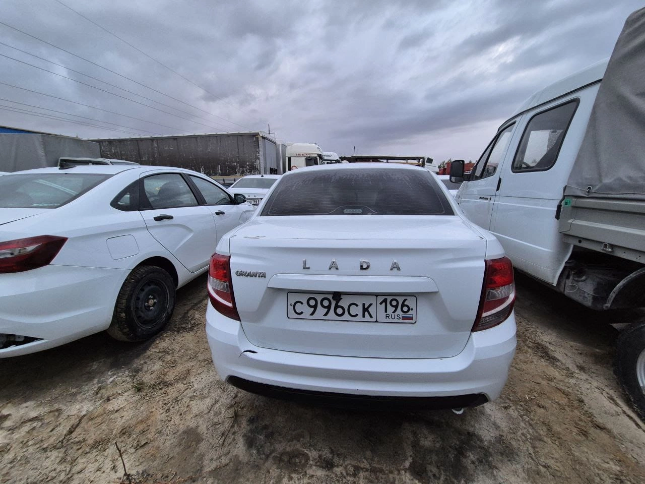 Lada Granta - фото 4
