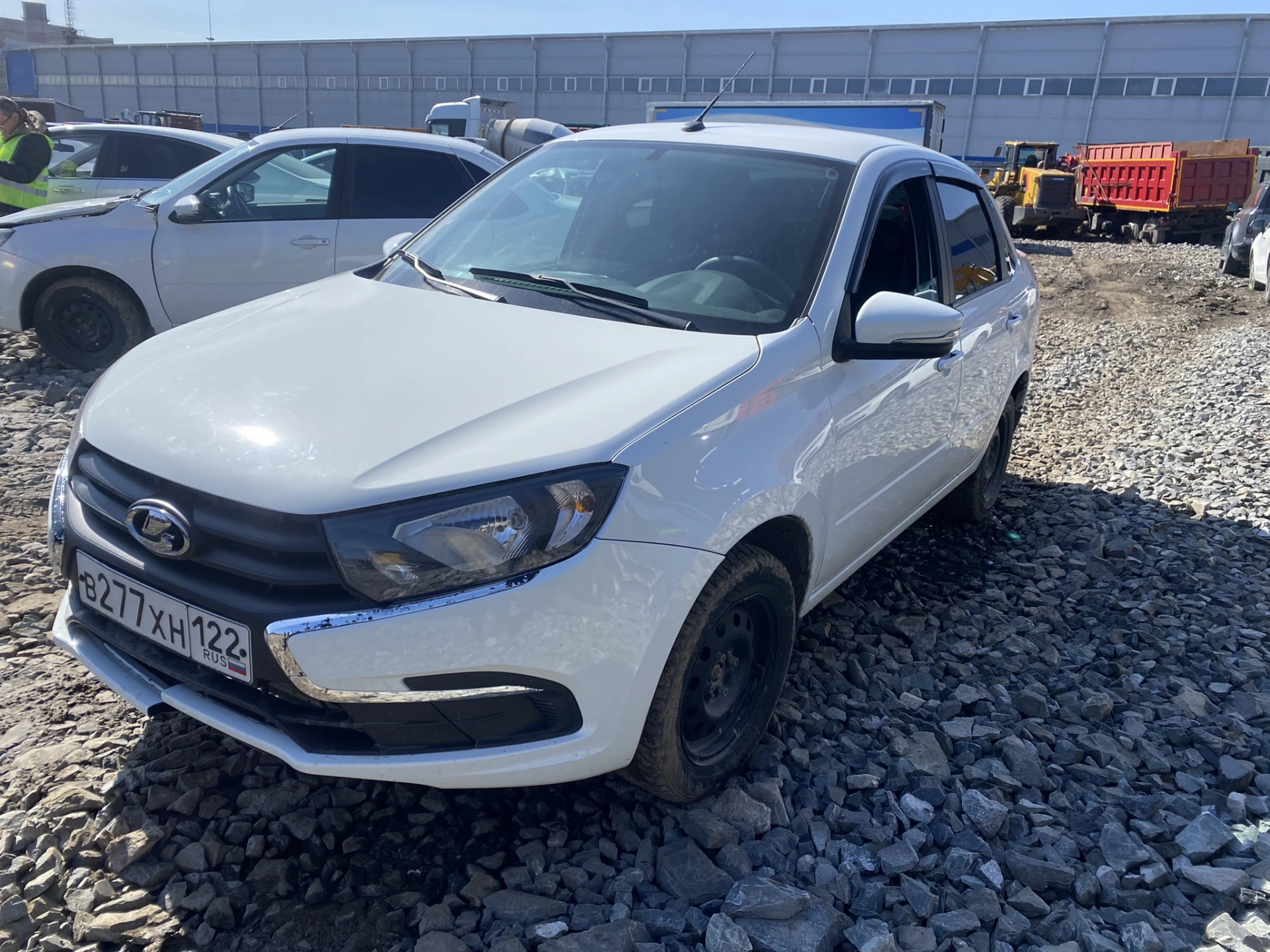 Lada Granta - фото 3