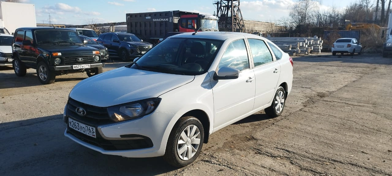 Lada Granta - фото 3