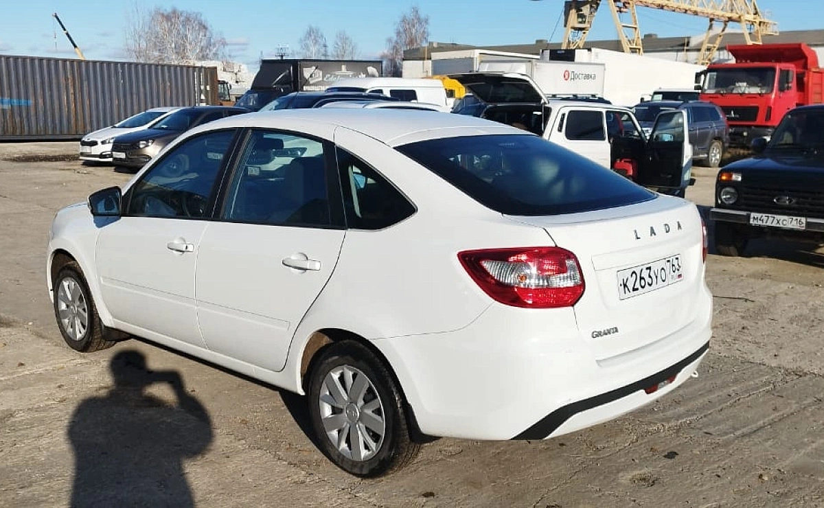 LADA Granta Лифтбек