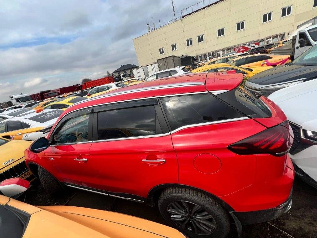 Geely Atlas Pro - фото 4
