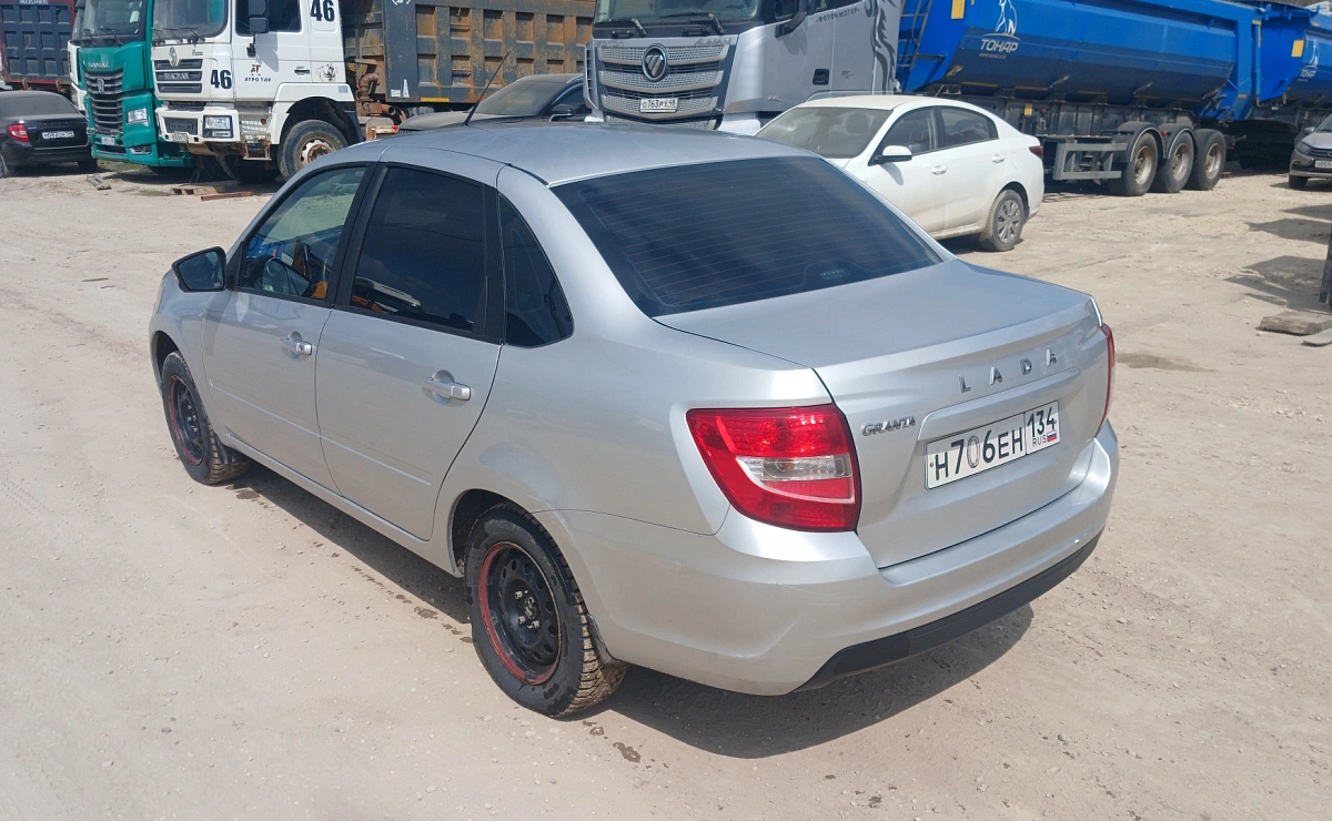 LADA Granta Седан