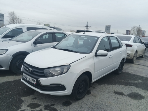Lada Granta - фото 3