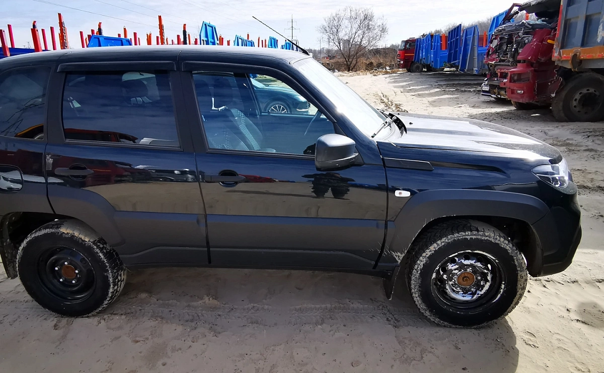 LADA Niva Travel