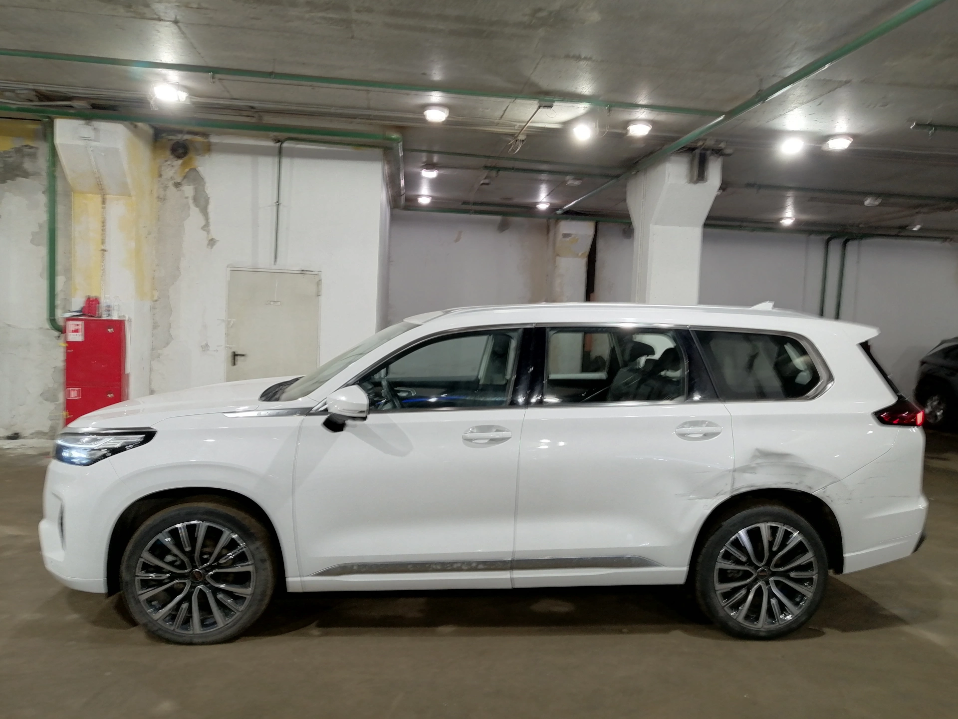 EXEED VX - фото 3