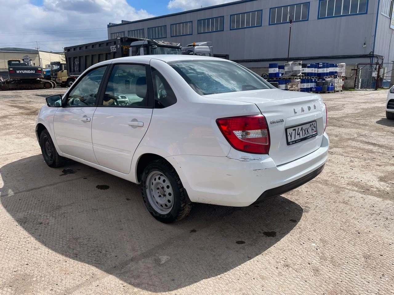 Lada Granta - фото 5