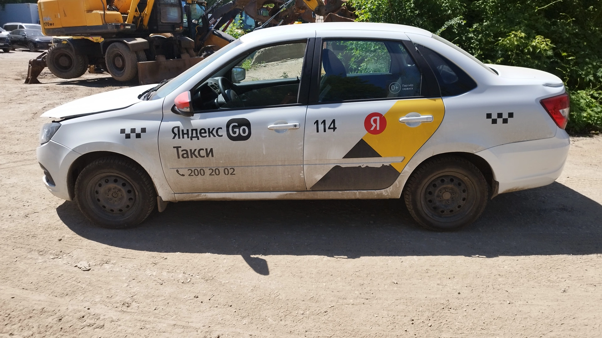 Lada Granta - фото 4