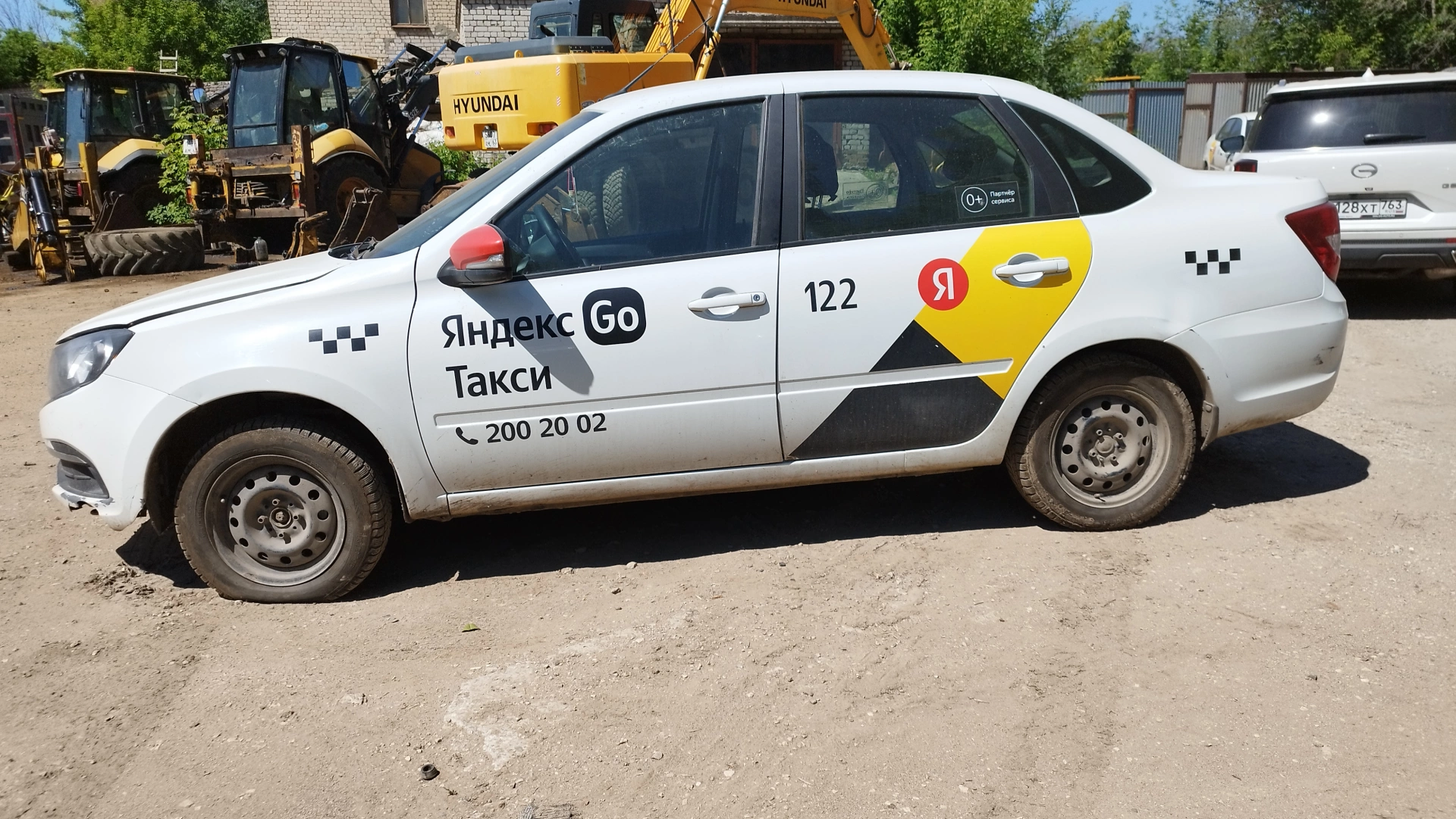 Lada Granta - фото 5