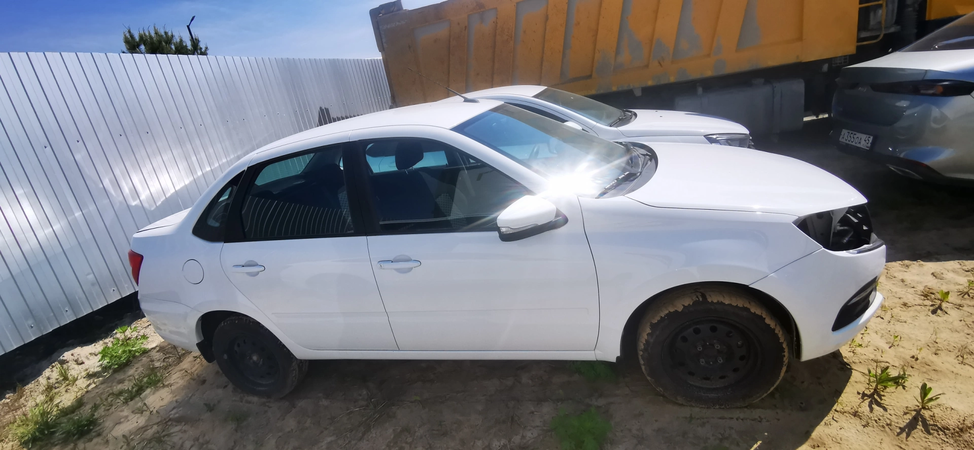 Lada Granta - фото 4