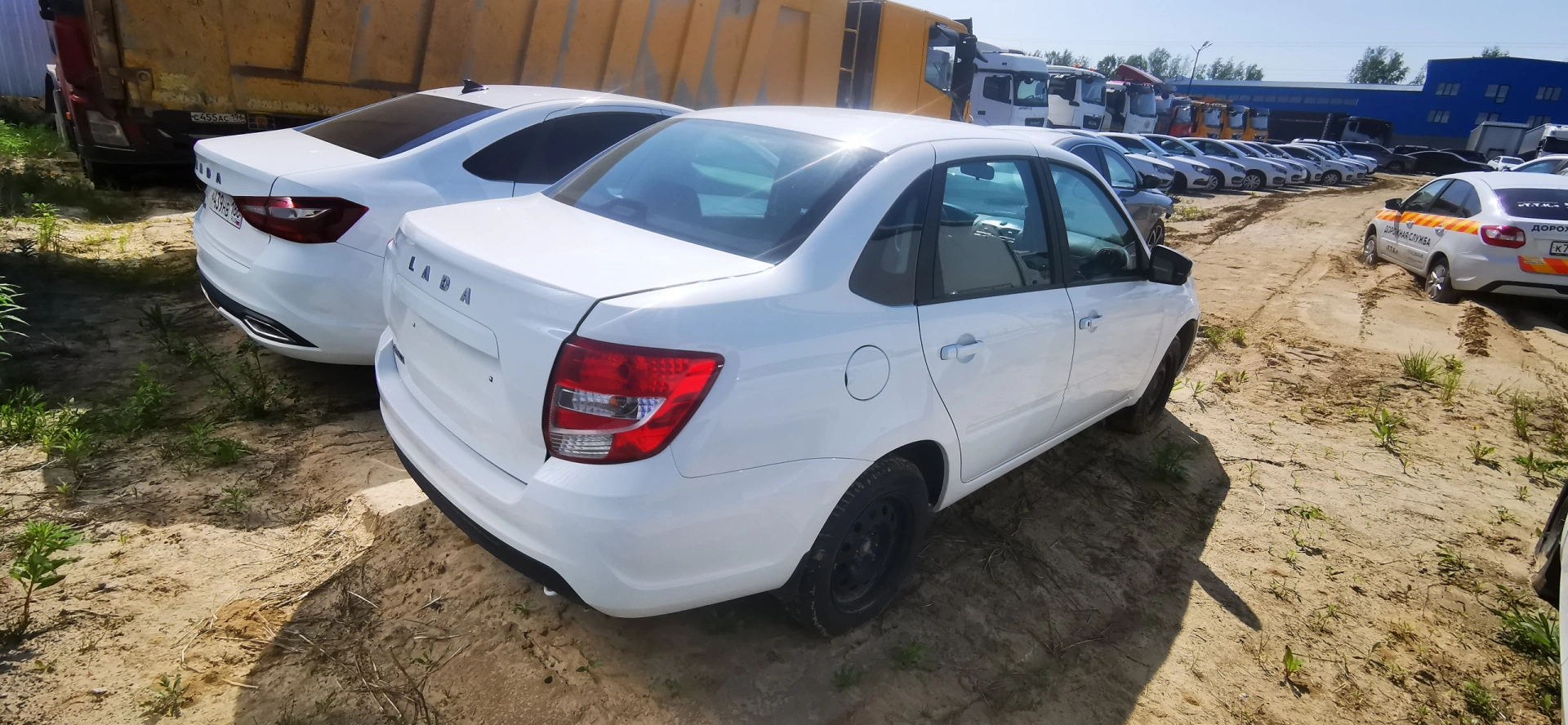 Lada Granta - фото 5