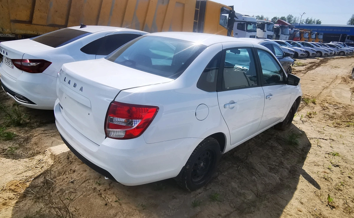 LADA Granta Седан