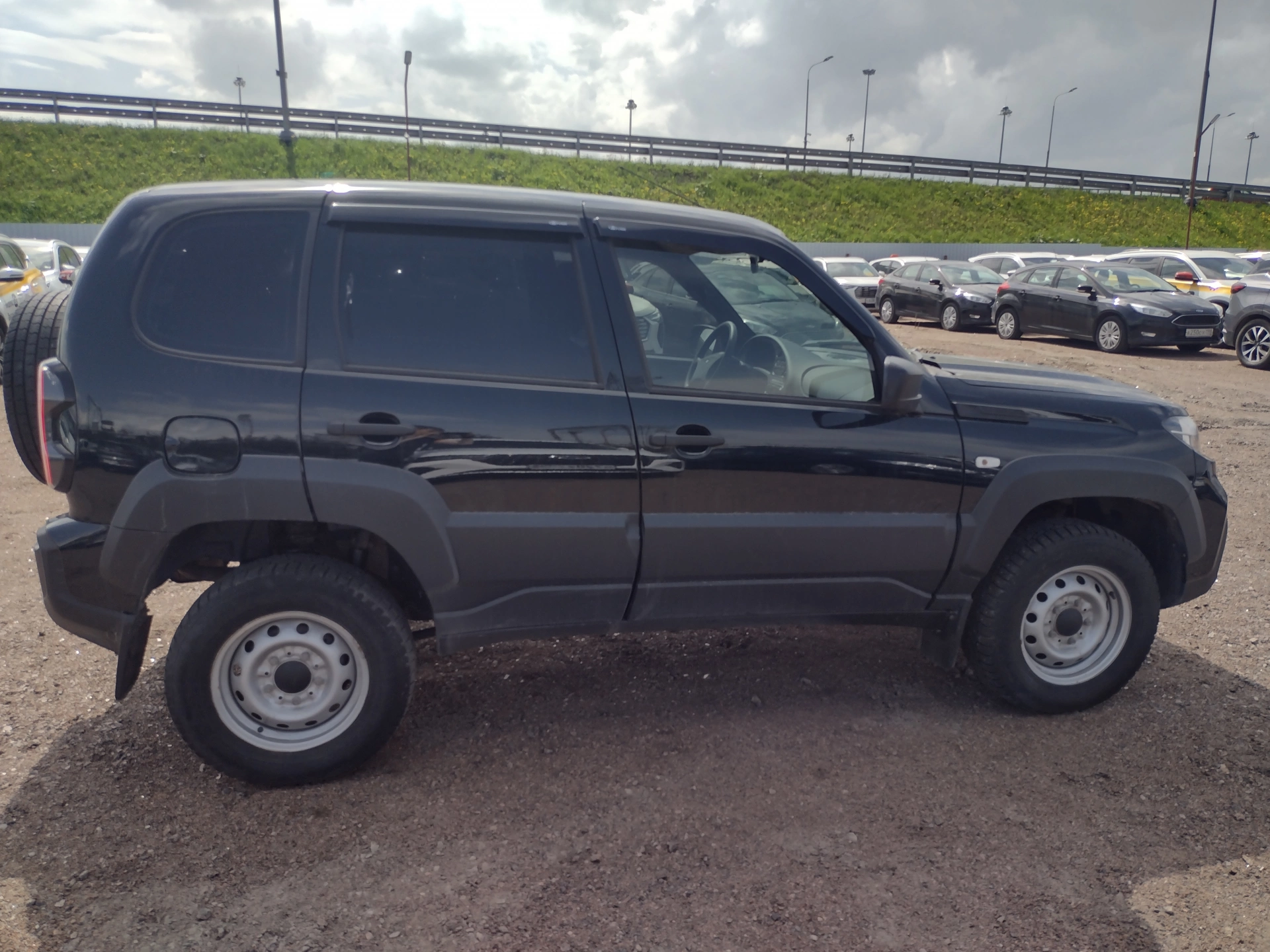 Lada Niva - фото 4