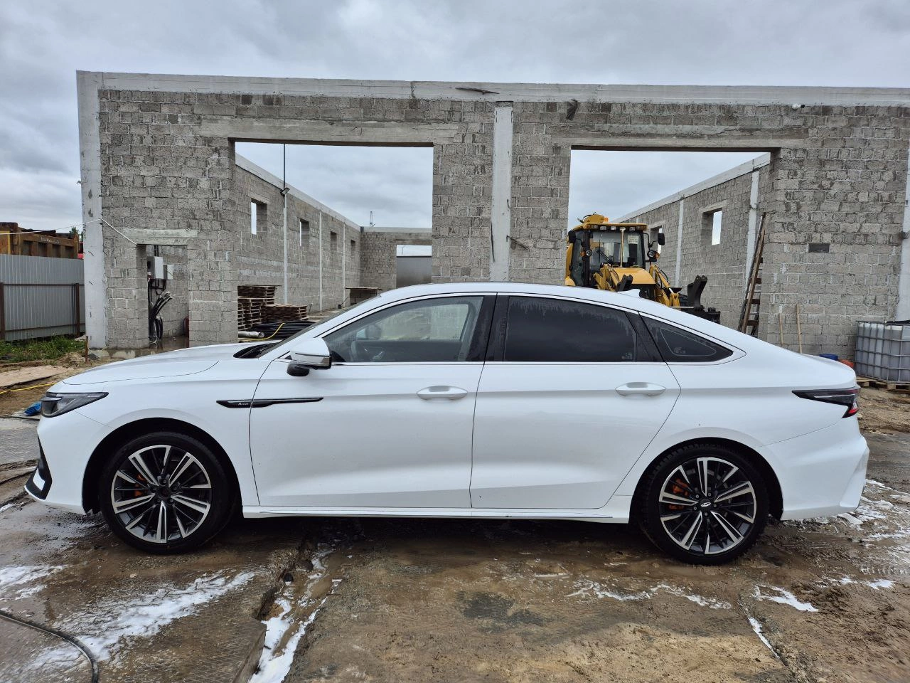 Chery ARRIZO 8 - фото 4