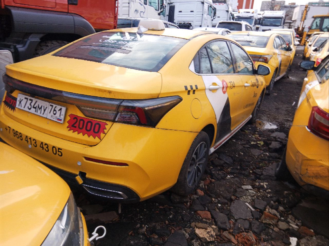 OMODA S5 - фото 4