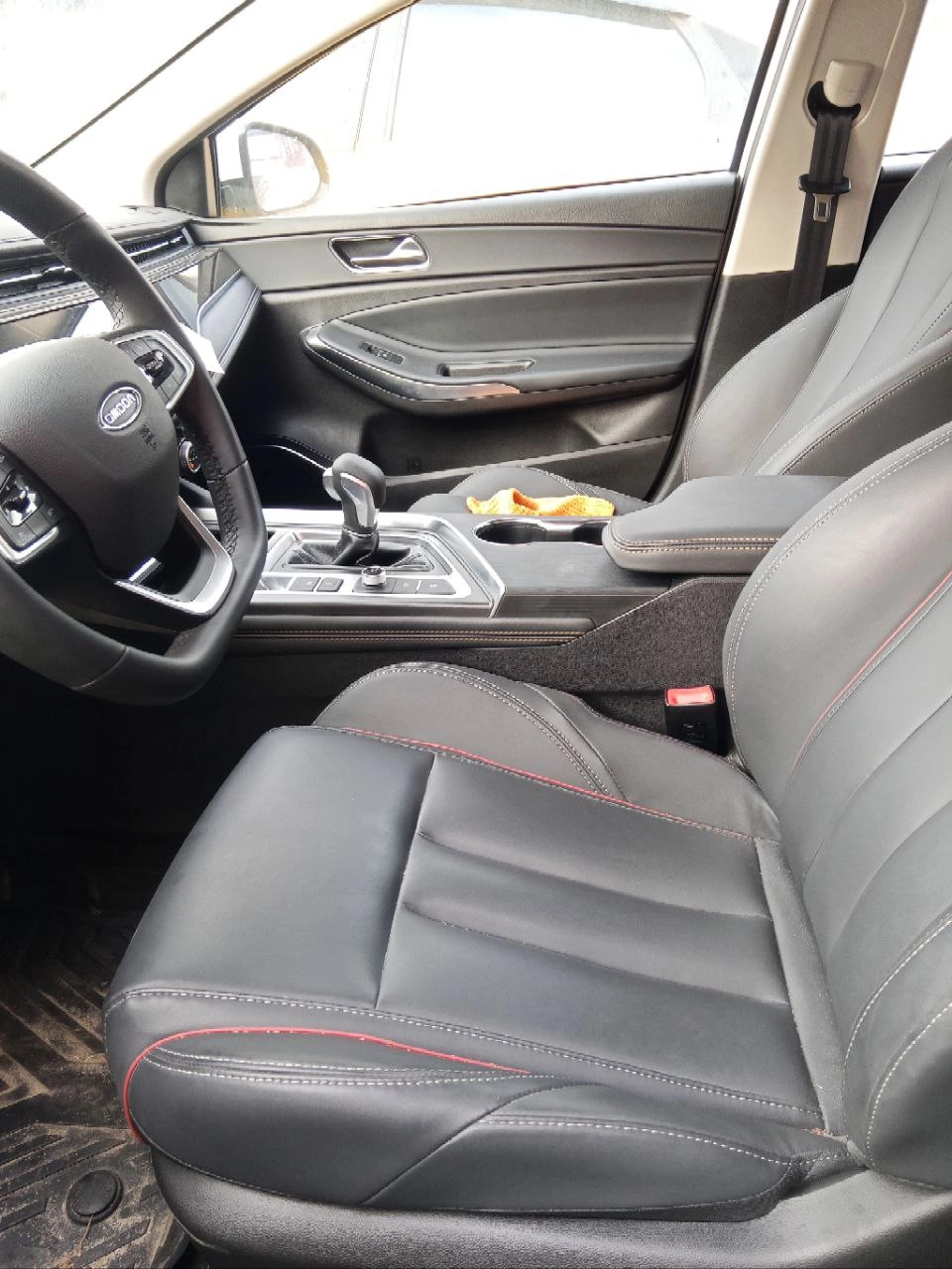 OMODA S5 - фото 5