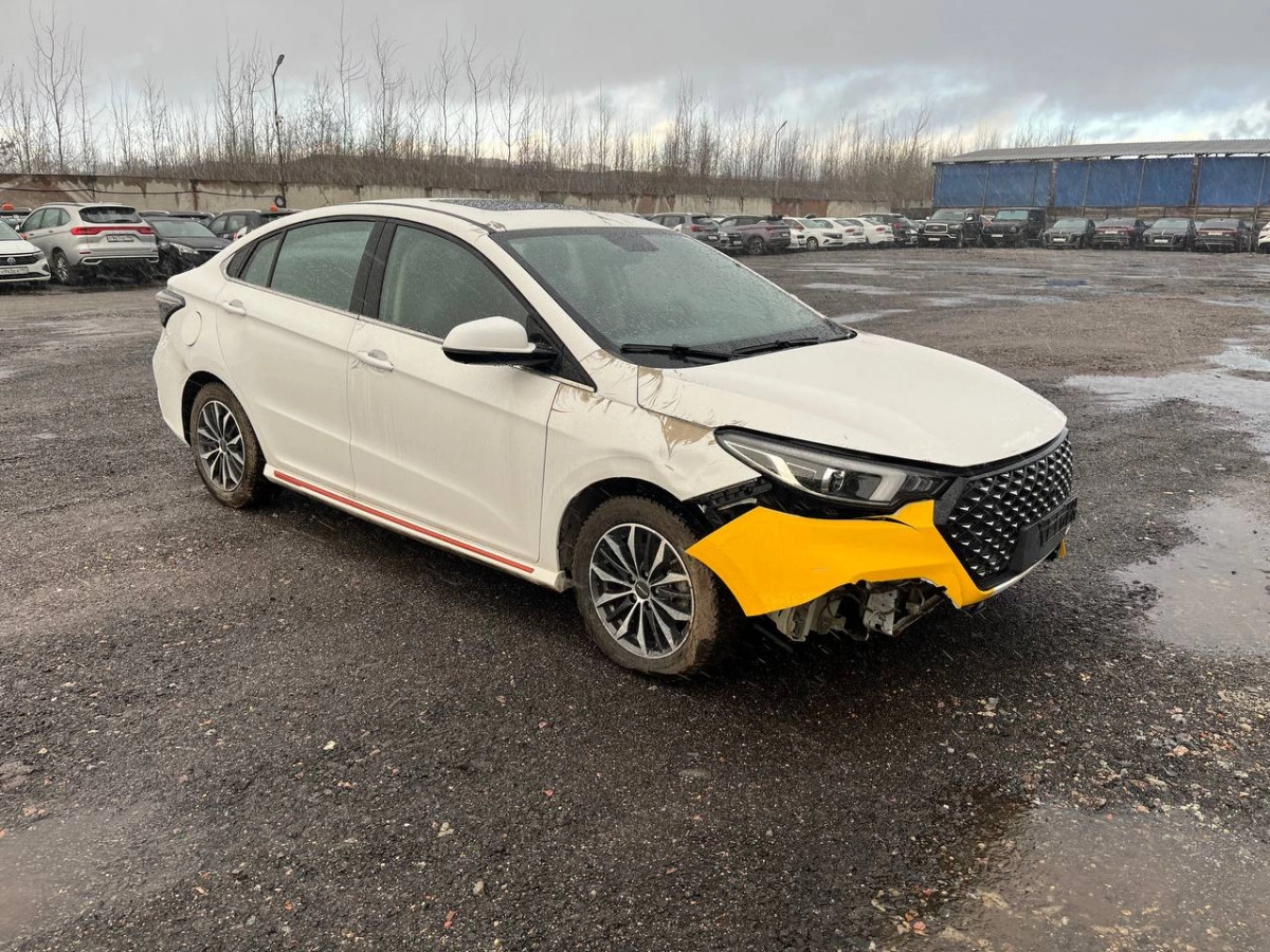 OMODA S5 - фото 1