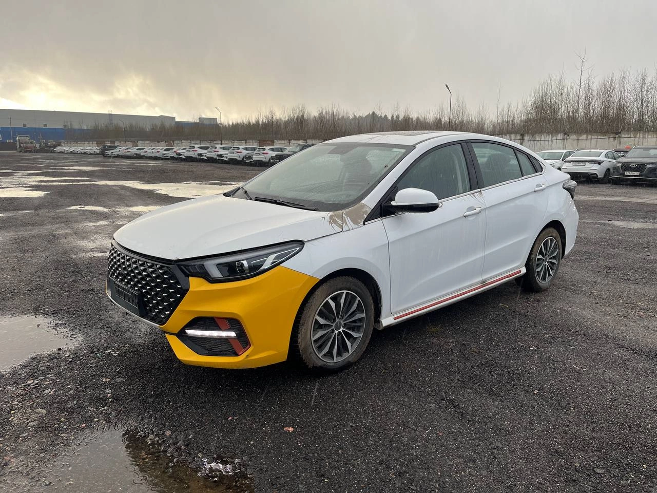 OMODA S5 - фото 3