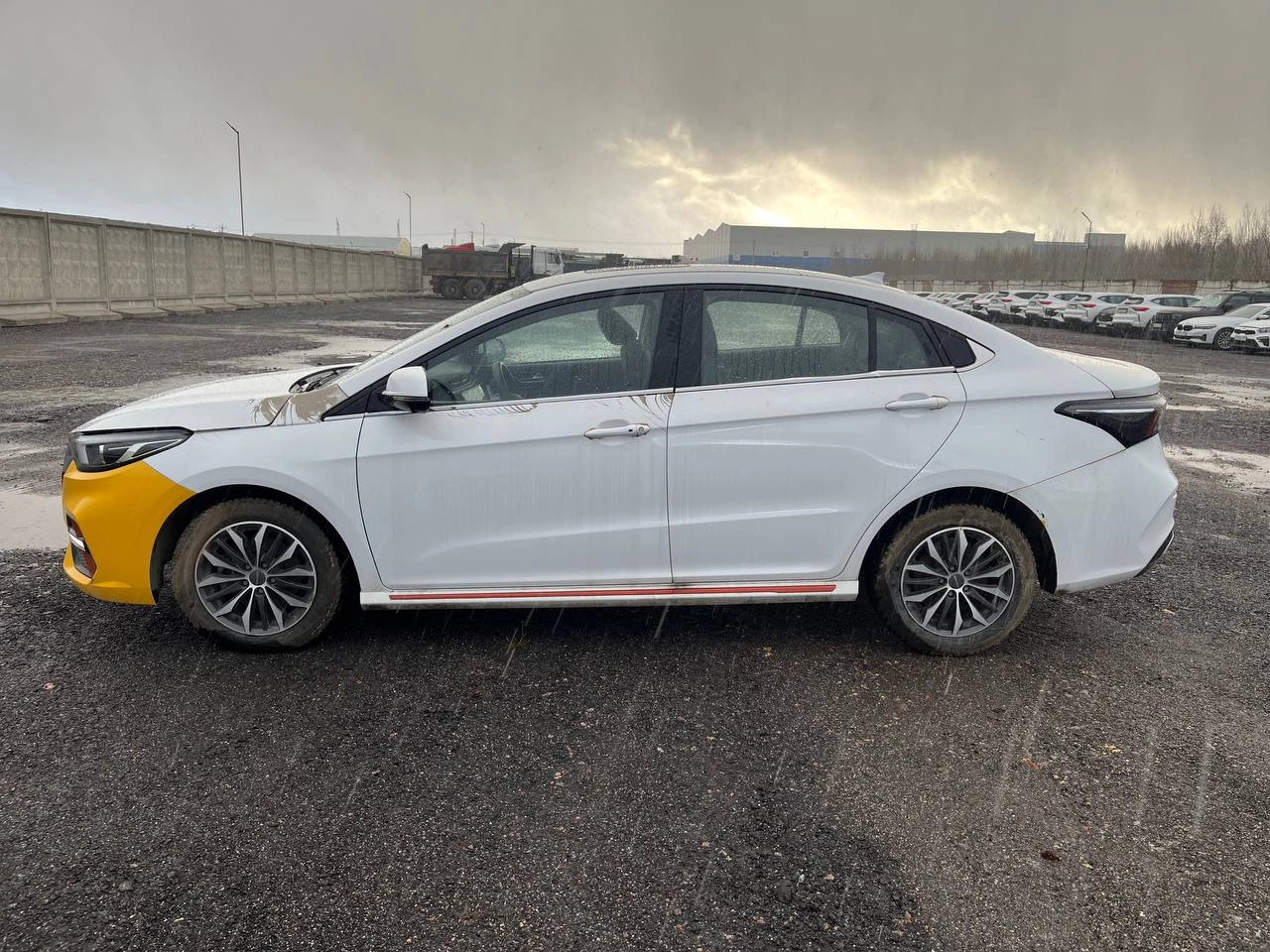 OMODA S5 - фото 4