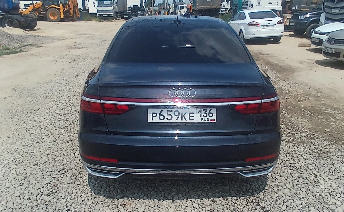 AUDI A8 L