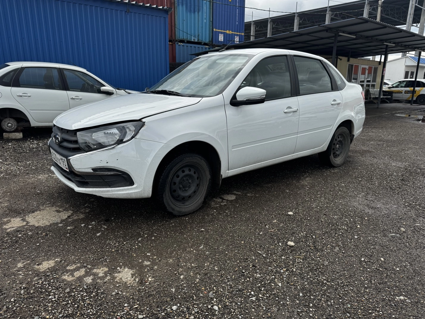 Lada Granta - фото 3