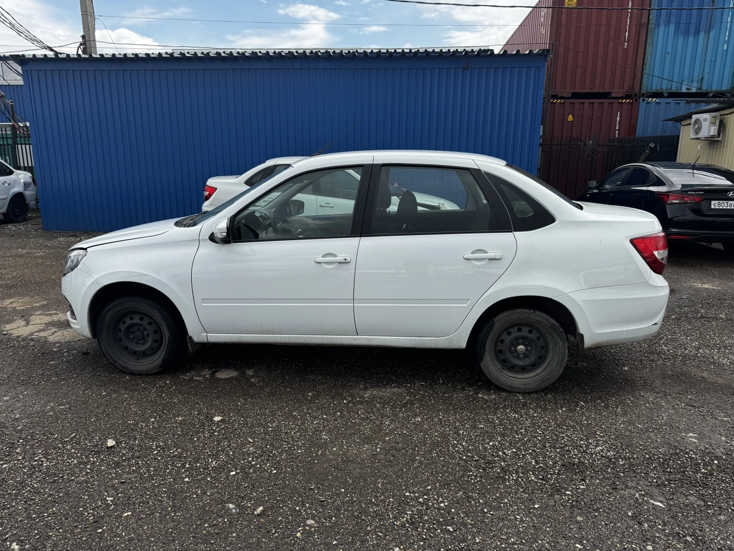 Lada Granta - фото 4