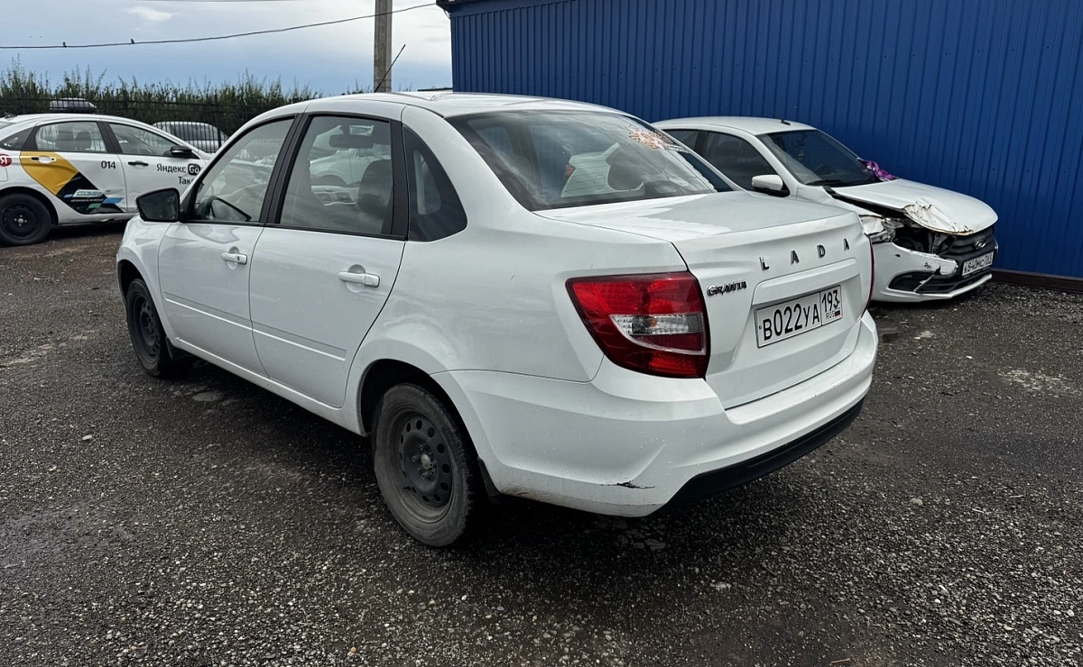 LADA Granta Седан
