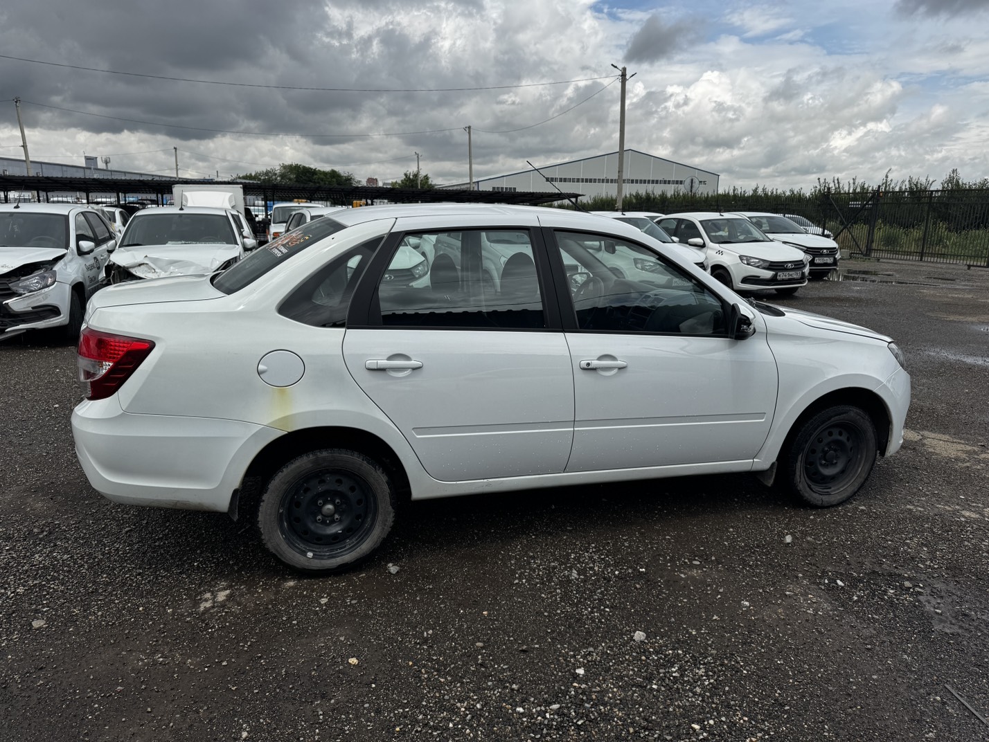 Lada Granta - фото 5