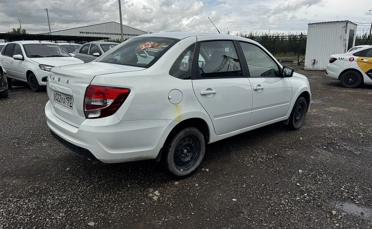 LADA Granta Седан