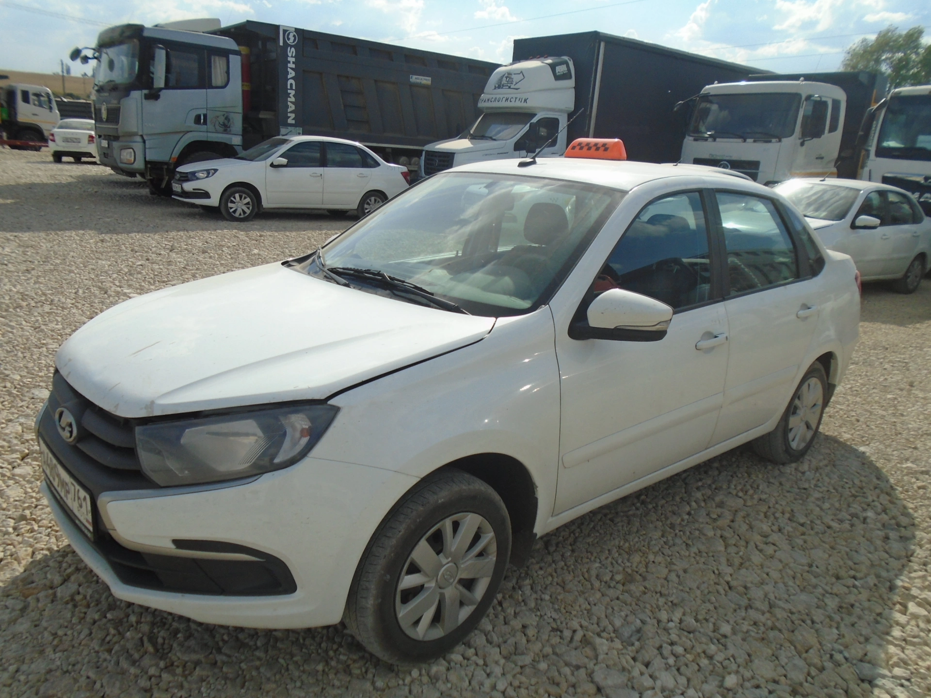 Lada Granta - фото 3