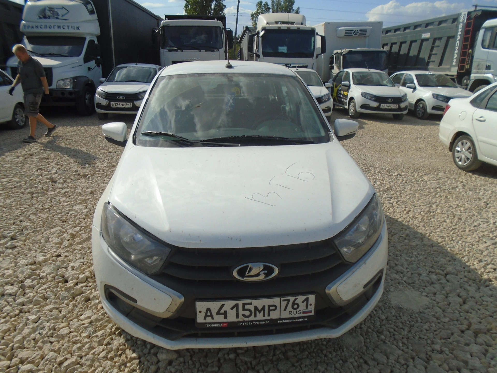 Lada Granta - фото 2