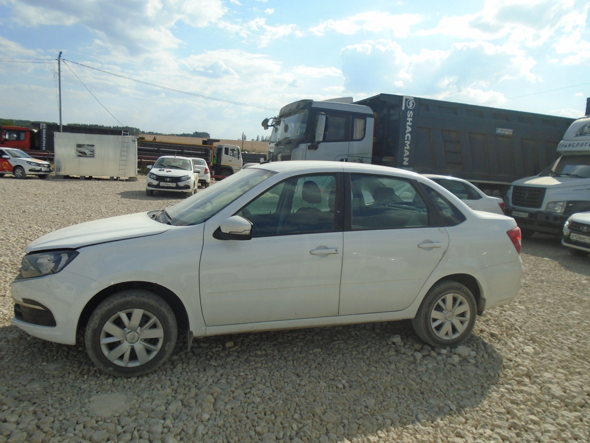 Lada Granta - фото 4