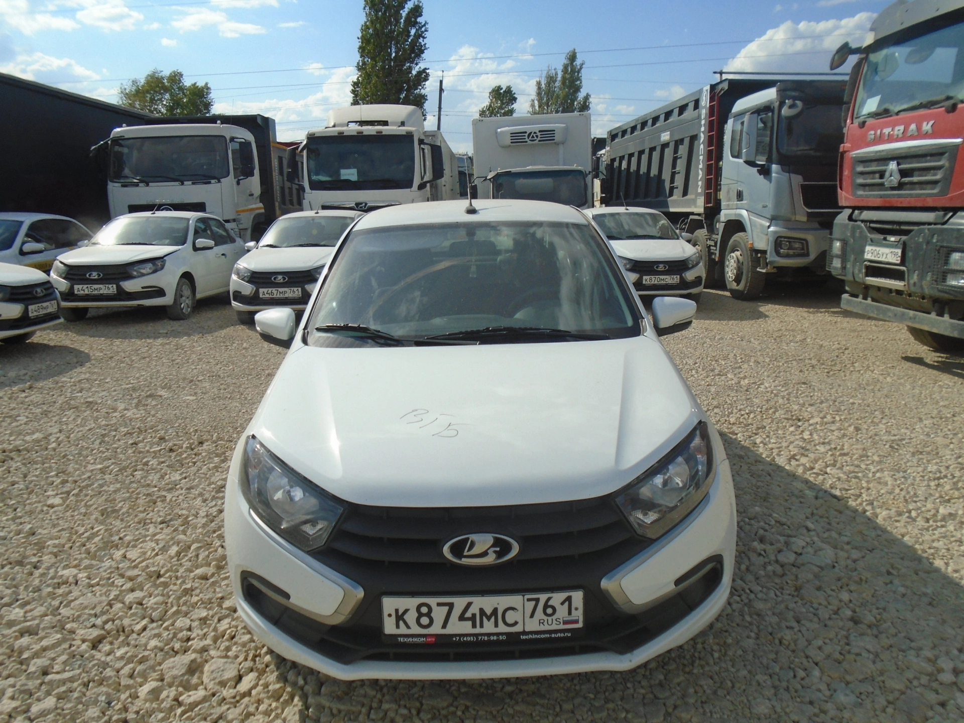 Lada Granta - фото 2