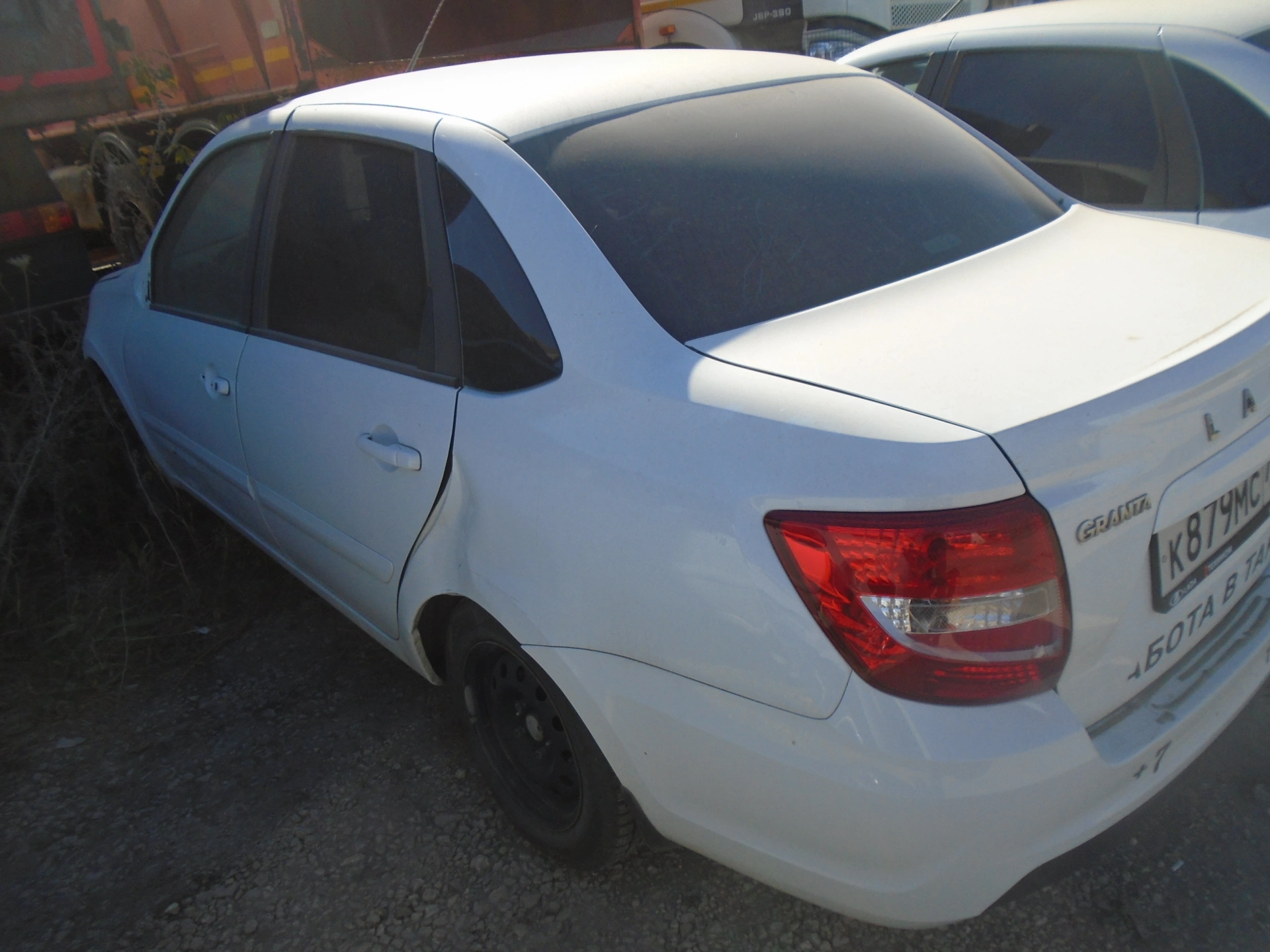 Lada Granta - фото 3